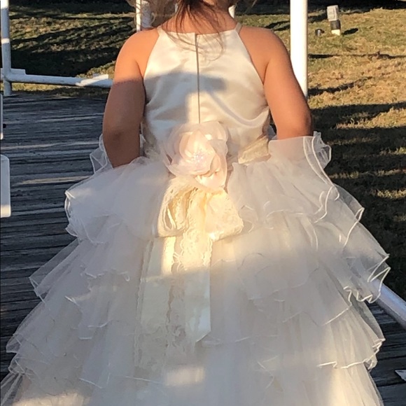 COPY - Joan Calabrese for Mon Cheri flower girl … - Picture 3 of 10